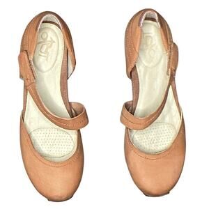 OTBT Pacific City Leather Cross Strap Mary Jane Flats Sz 10 Camel Brown